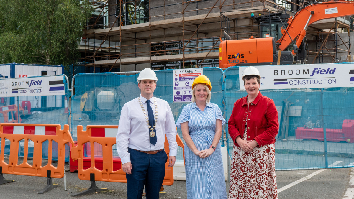 Pictured at Ballybay Community College L-R: Cllr. Colm Carthy (CMETB Chairperson), Rosie Croarkin (Principal, Ballybay Community College) and Dr Fiona McGrath (Chief Executive, CMETB) Pictured at Ballybay Community College L-R: Cllr. Colm Carthy (CMETB Chairperson), Rosie Croarkin (Principal, Ballybay Community College) and Dr Fiona McGrath (Chief Executive, CMETB)