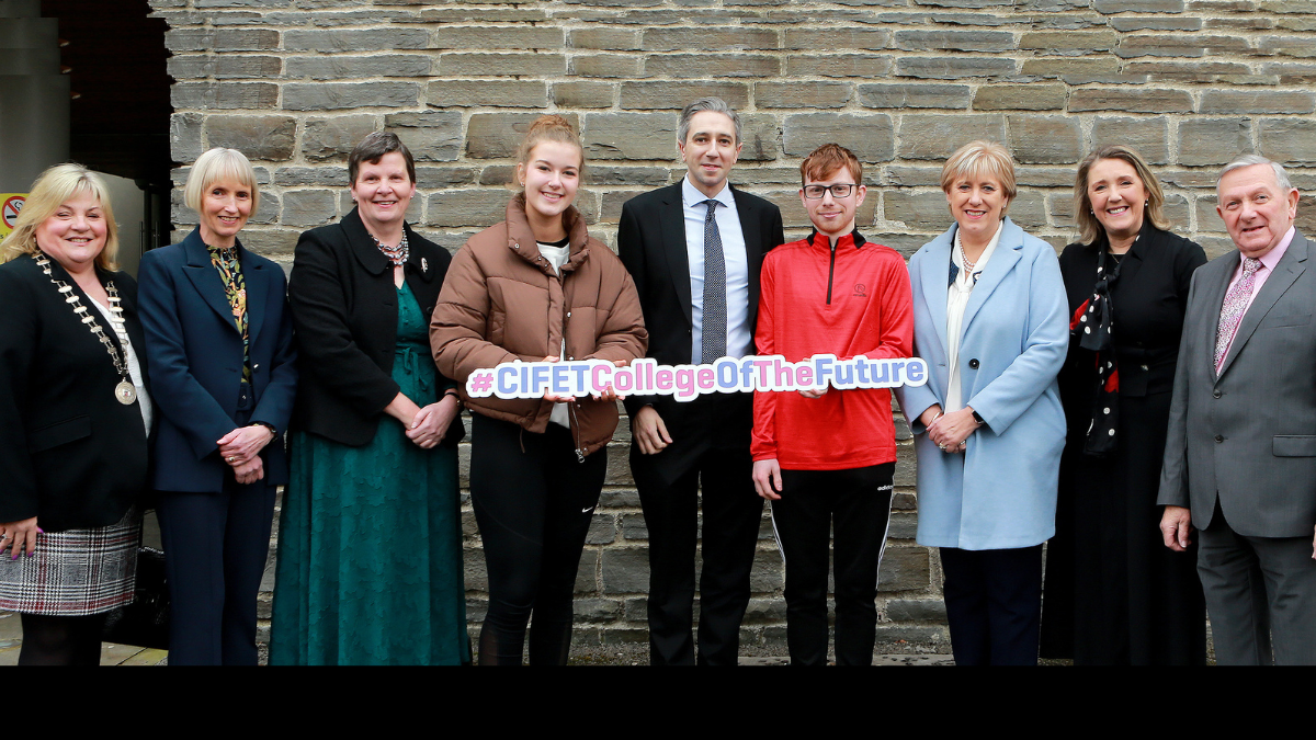 Simon Harris visit to Cavan Institute Simon Harris visit to Cavan Institute